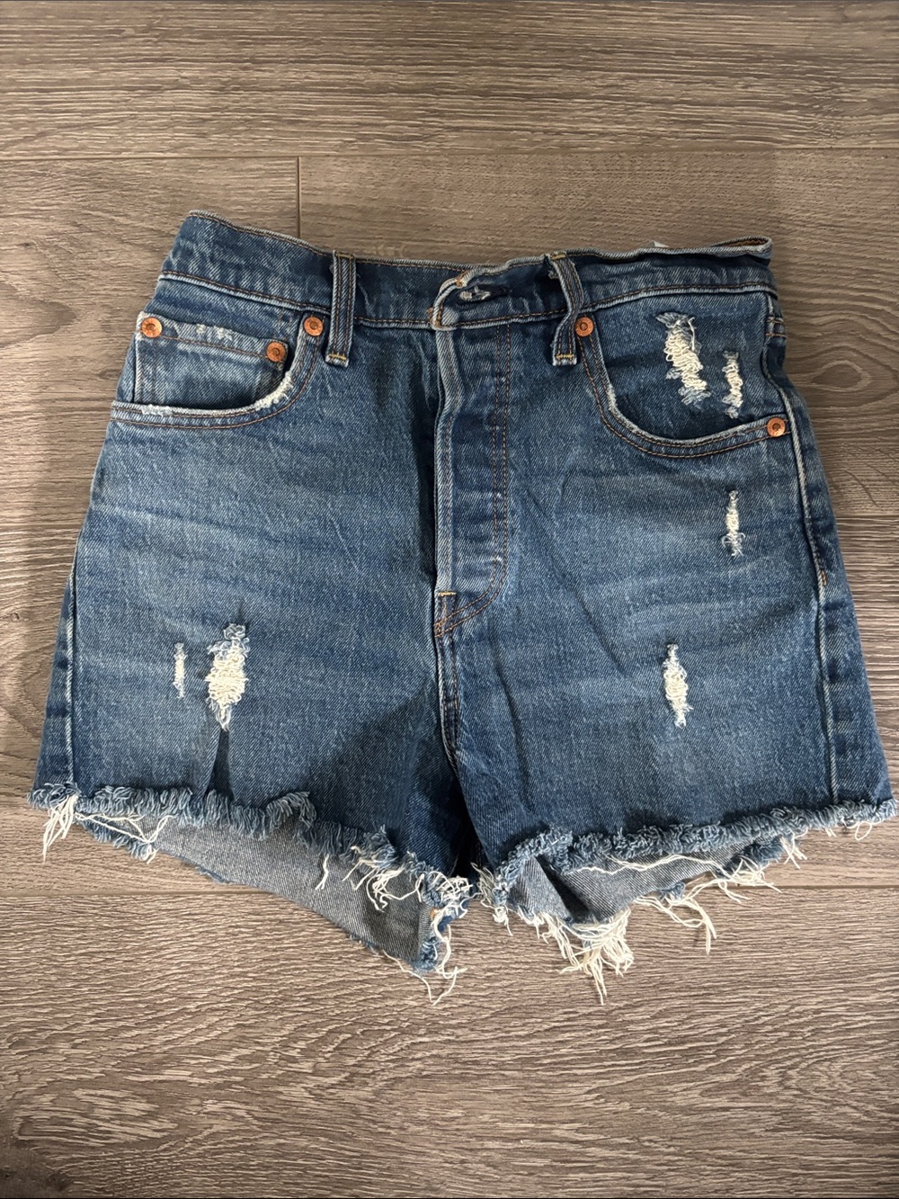 Levi’s ribcage short size 25